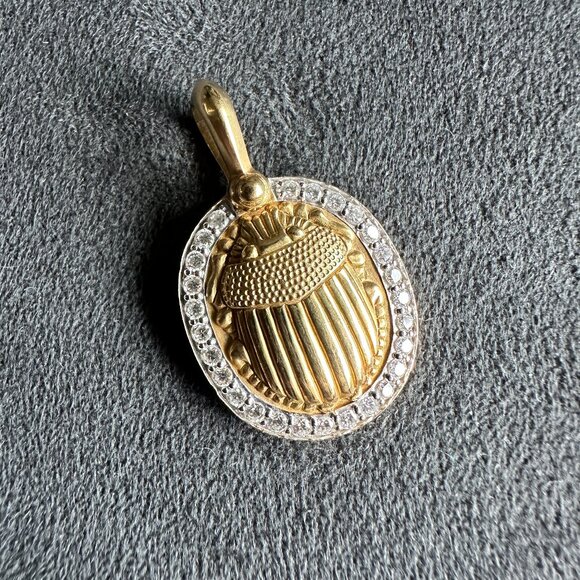 David Yurman Petrvs Scarab Pendant in 18K Yellow Gold & Pavé White Diamonds RARE - Picture 5 of 13